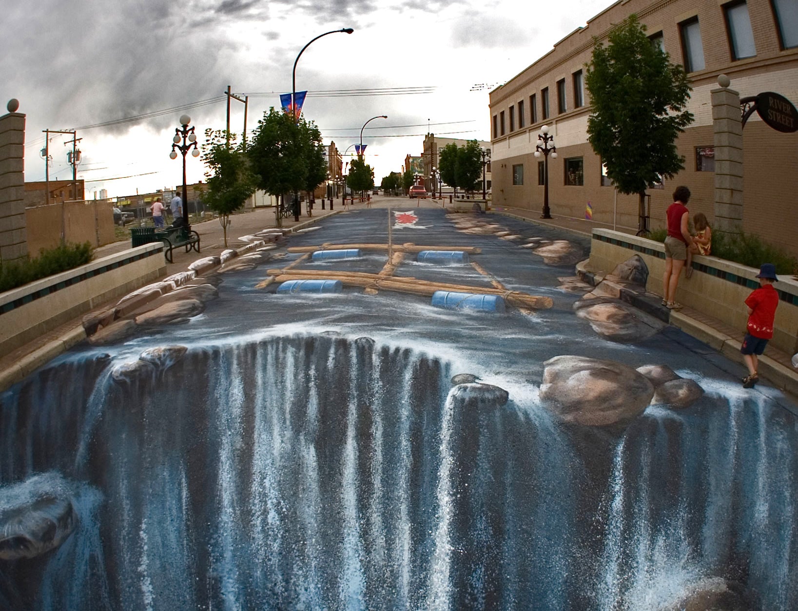 The waterfall painted on the street.